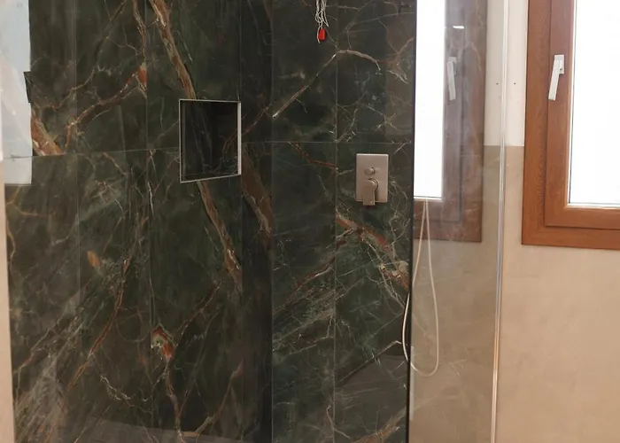 Casa Rosy بيت للعطل أولبيا