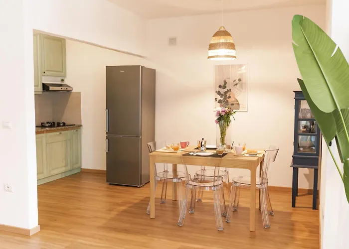 Casa Rosy بيت للعطل أولبيا